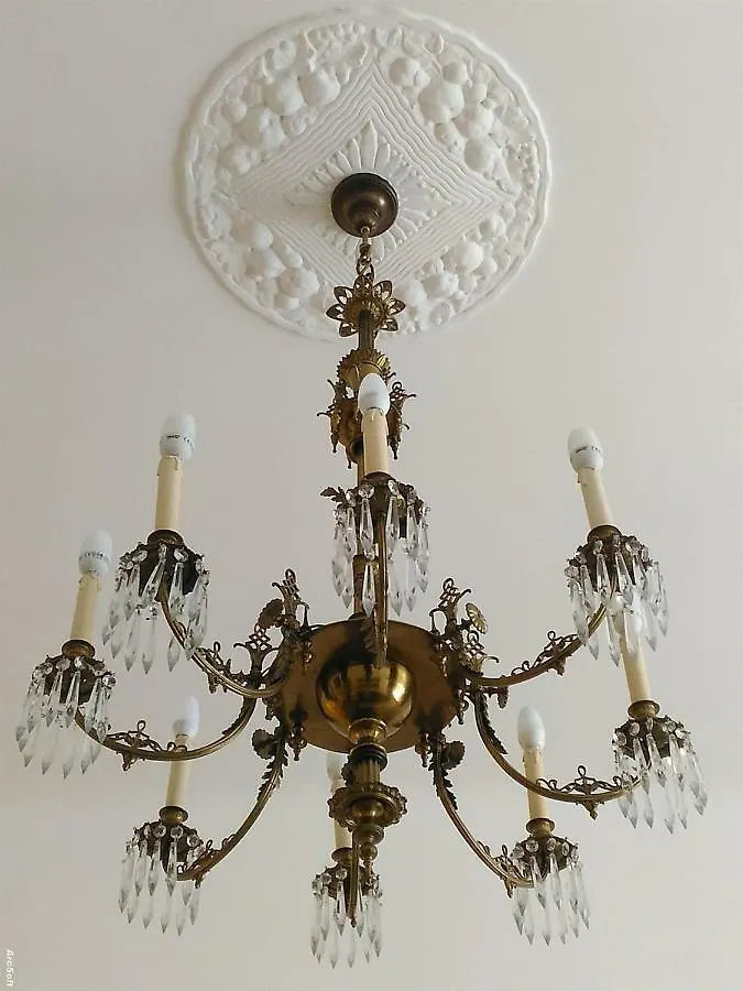 Apartment 3 Bedrooms Suite, 2 Bathrooms, Balcony At Opera Budapest