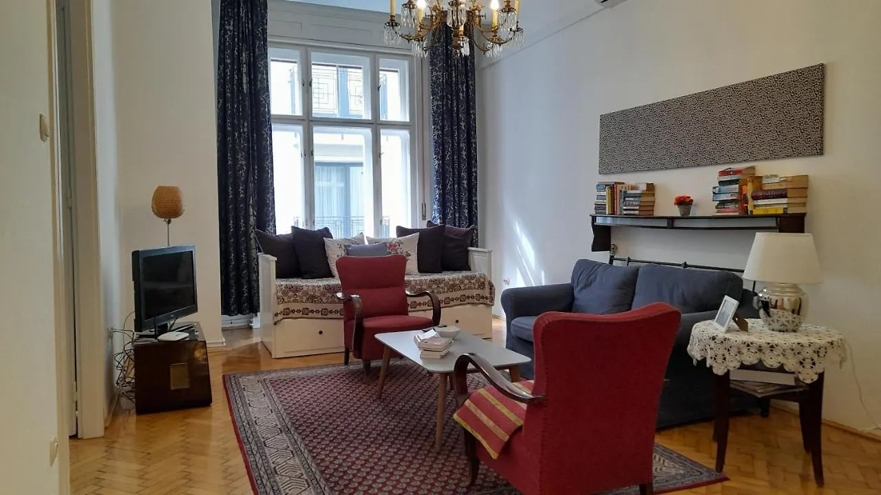Apartment 3 Bedrooms Suite, 2 Bathrooms, Balcony At Opera Budapest Hungary